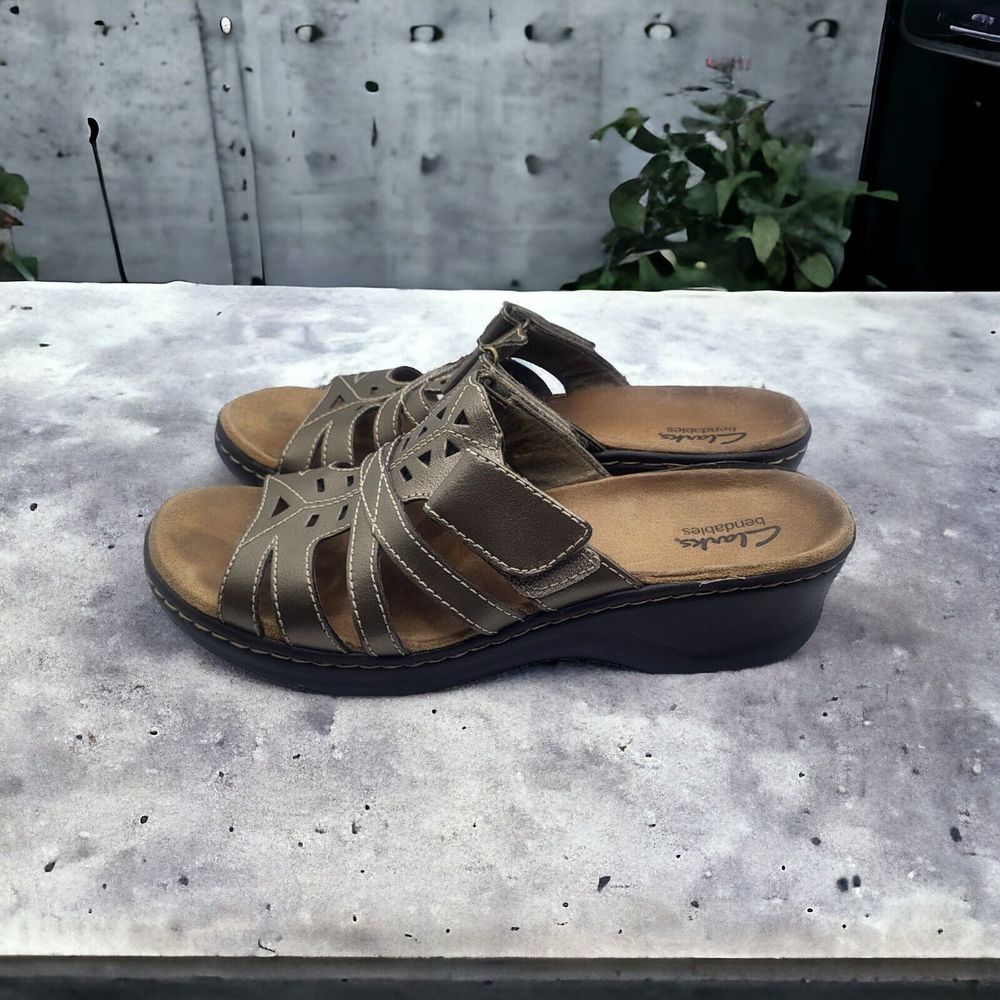 Clarks Bendables Women's US 9M Leather Sandals 65785